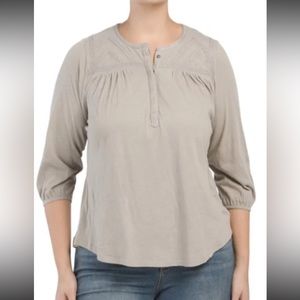 Lucky Brand woman’s 2XL EMBROIDERED TOP NWT All Season Gray Cotton lightweight